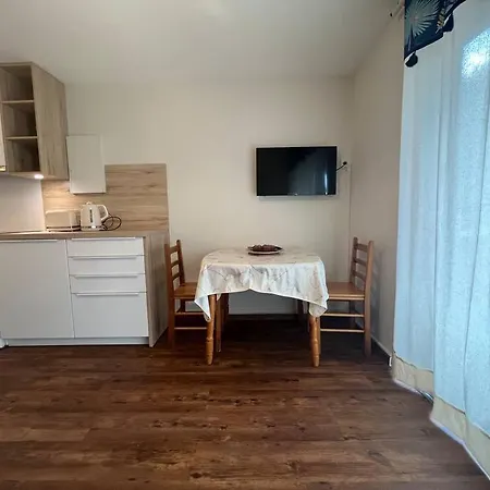 Studio Renove Dans Saint-Lary Extérieur photo